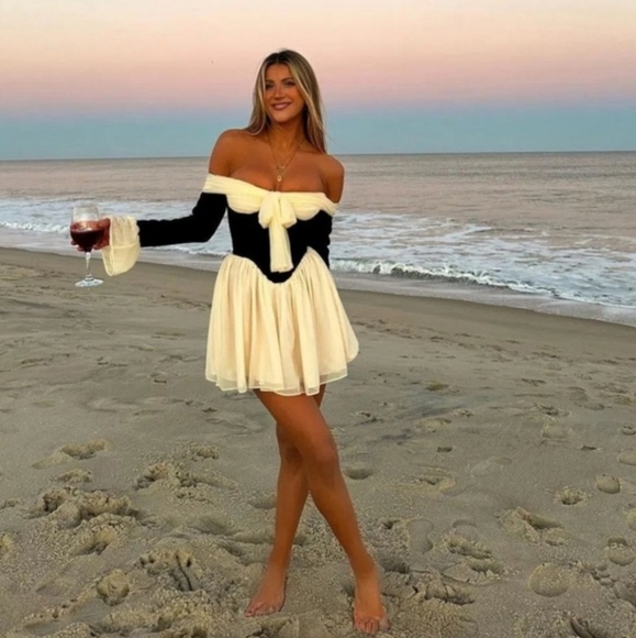 **1 Large Left!**House of CB Alana Black & Cream Off Shoulder Dress - Picture 7 of 15
